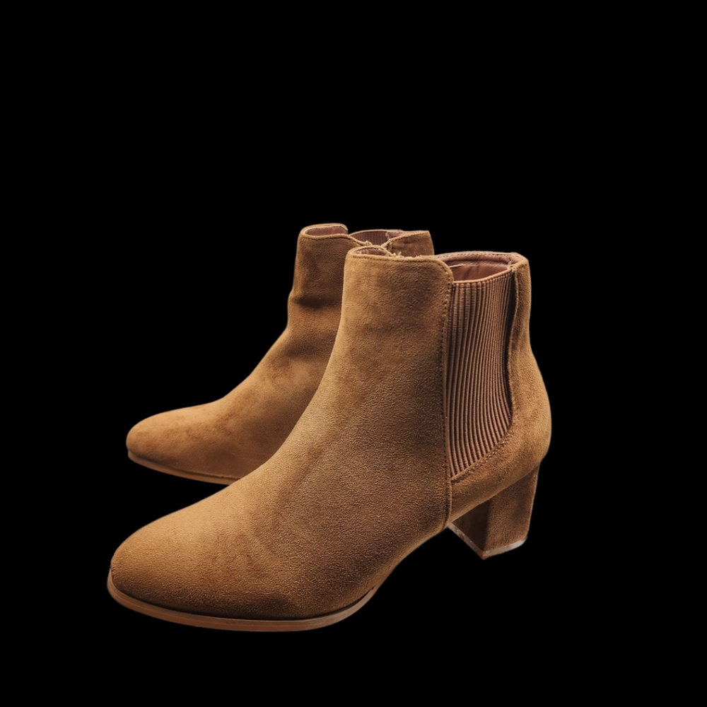 NWOT Forever Tan Nubuck Block Heel Boots Sizes 6.5, 7 & 10 Fall Winter Staple - Picture 1 of 12